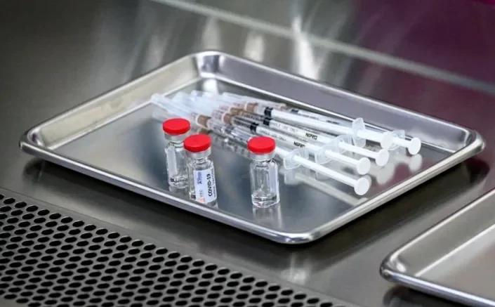 vaccines-on-tray-705x437