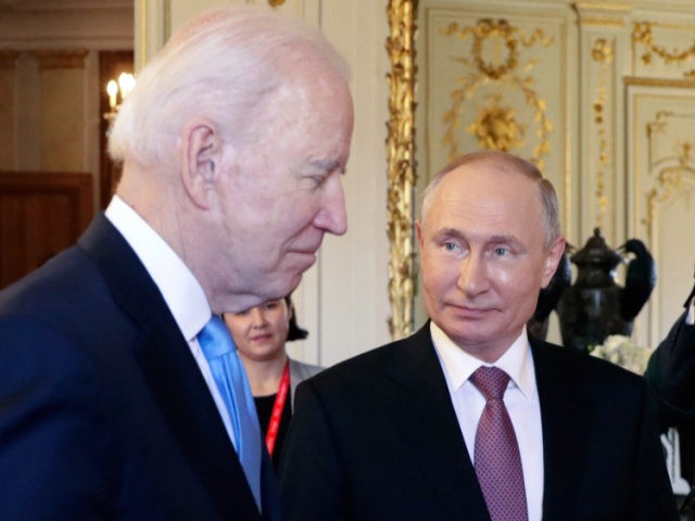 Putin-smile-Biden-eyes-closed-getty-640x480