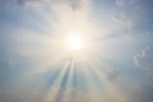 clouds-and-sunlight-free-photo